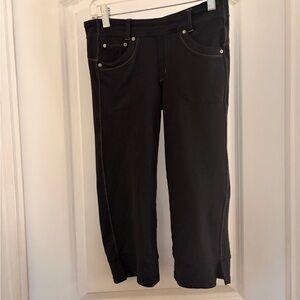Kuhl Women's Mova Capri Pants Sz 4 Stretch Mid Rise Hiking